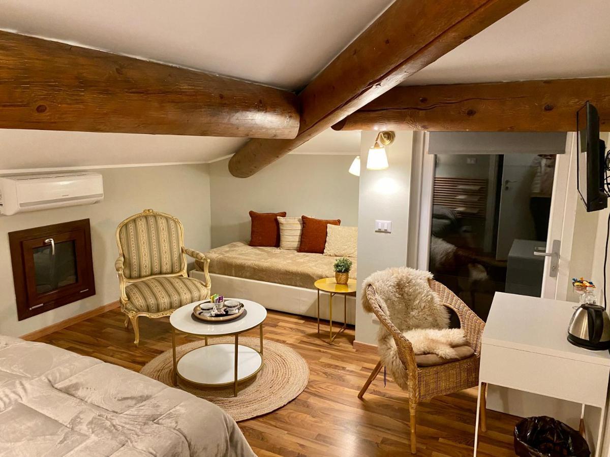 La Casa Di Campagna Sul Garda Puegnago Εξωτερικό φωτογραφία