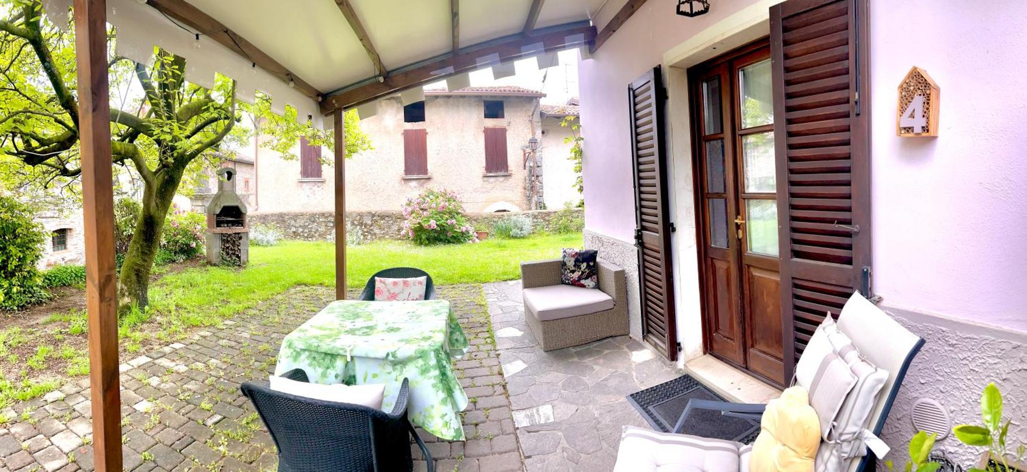 La Casa Di Campagna Sul Garda Puegnago Εξωτερικό φωτογραφία